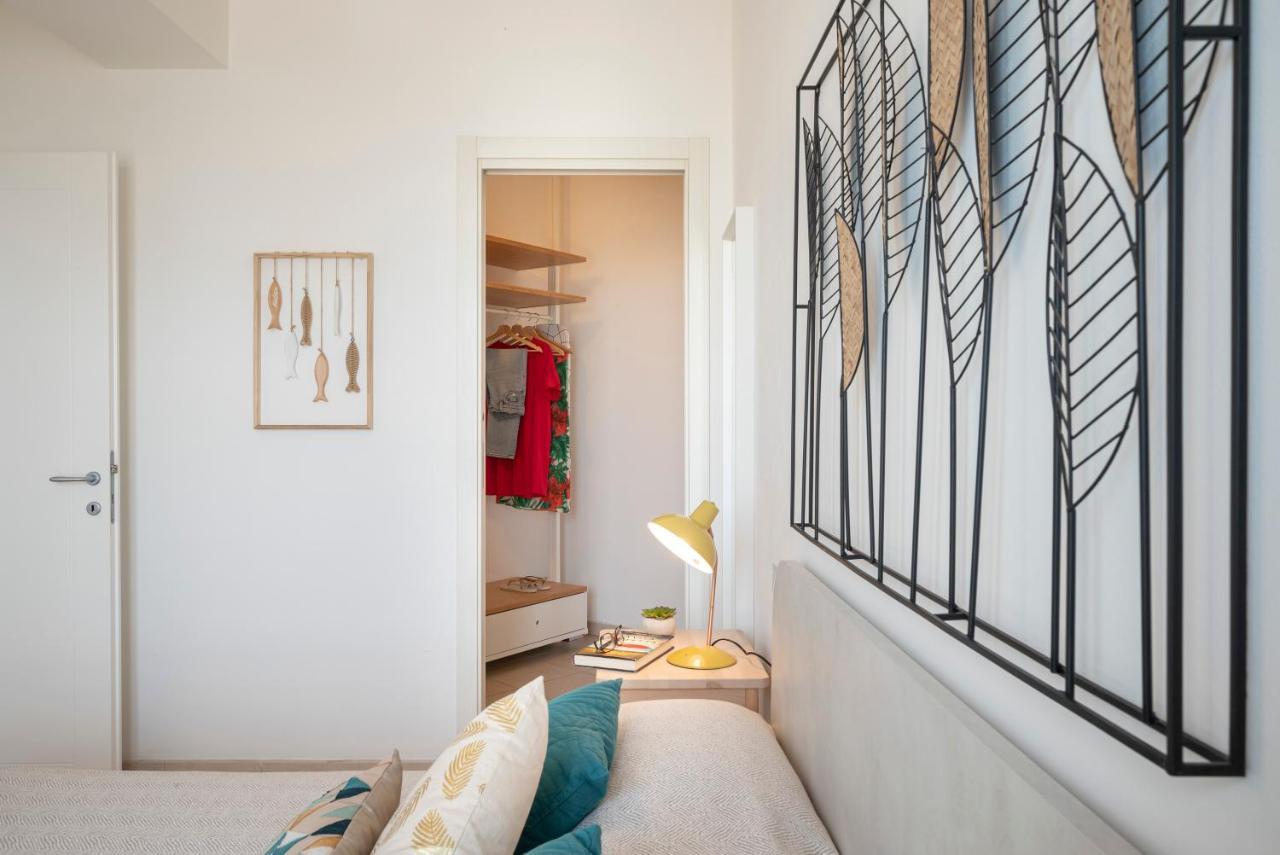 Sea View Apartment San Vincenzo Buitenkant foto