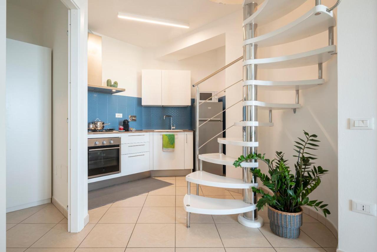 Sea View Apartment San Vincenzo Buitenkant foto