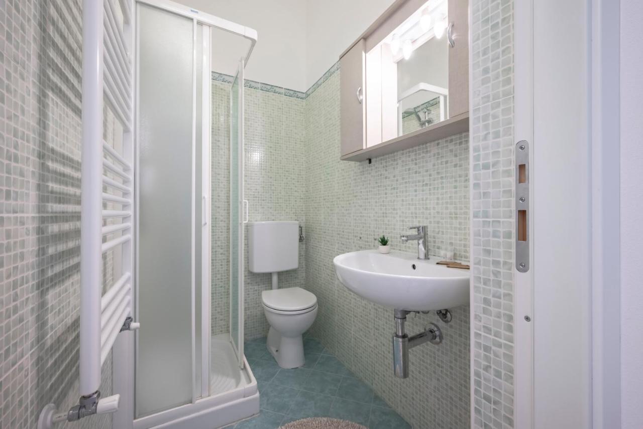 Sea View Apartment San Vincenzo Buitenkant foto