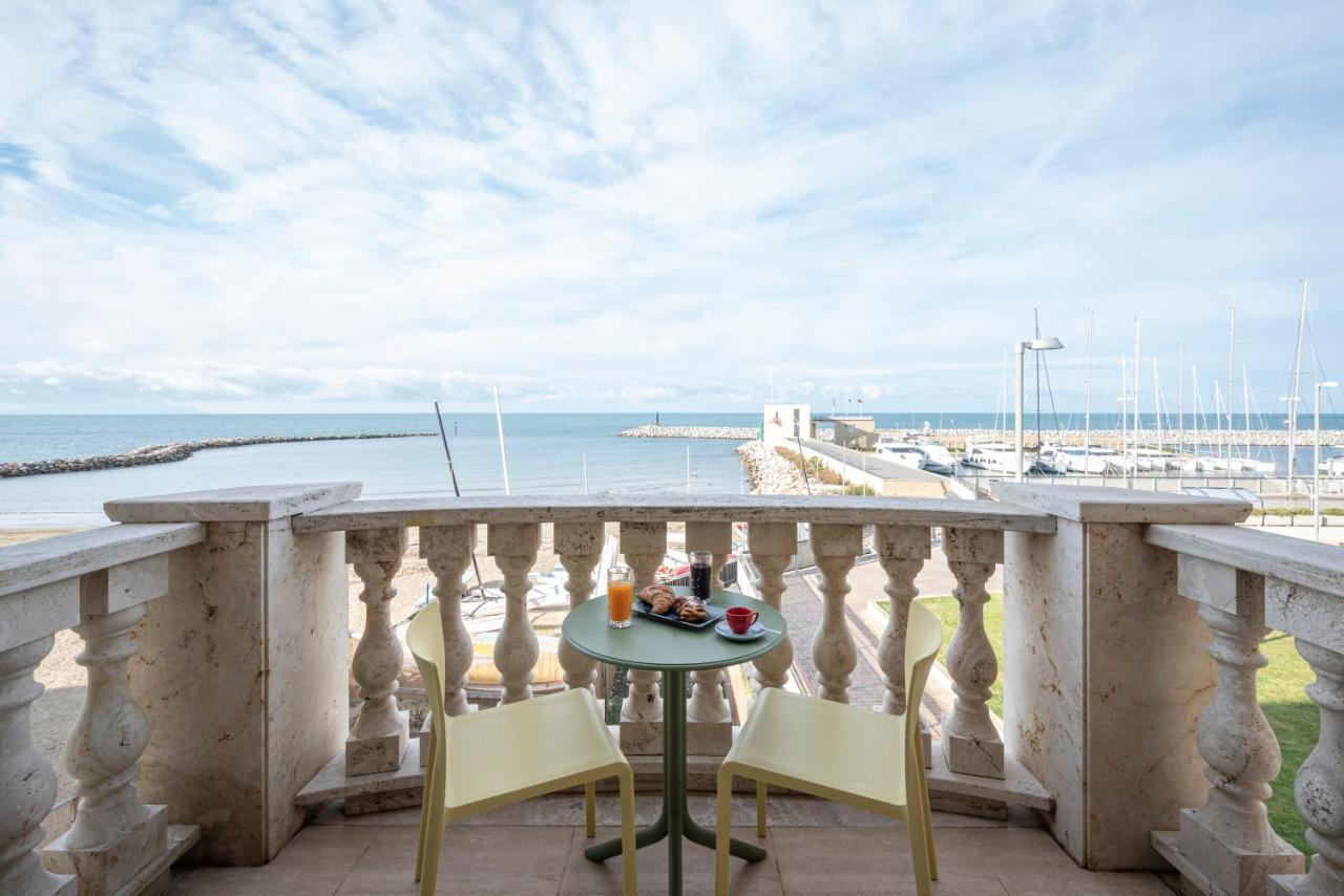Sea View Apartment San Vincenzo Buitenkant foto