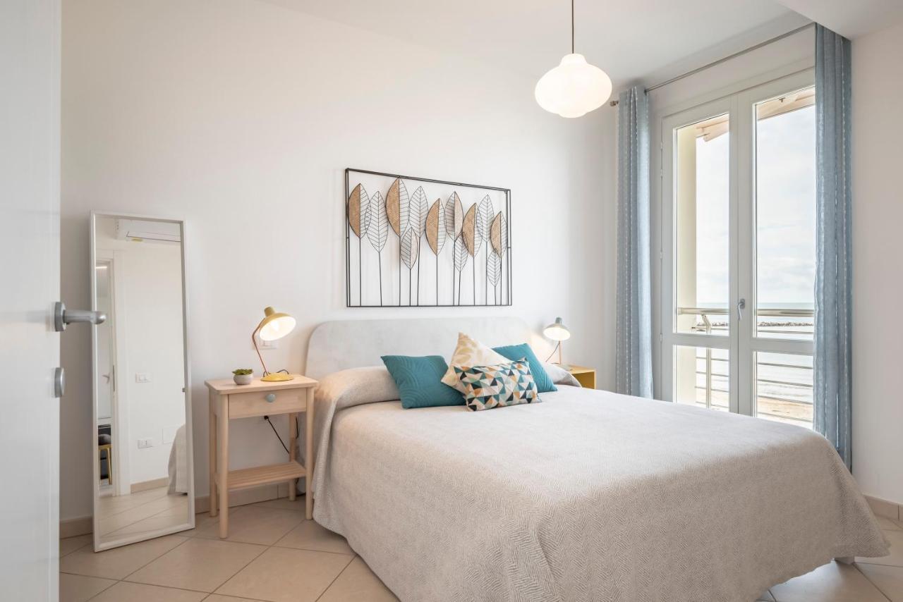 Sea View Apartment San Vincenzo Buitenkant foto