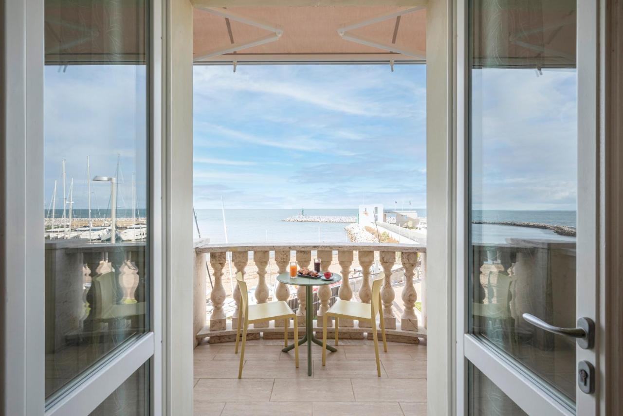 Sea View Apartment San Vincenzo Buitenkant foto